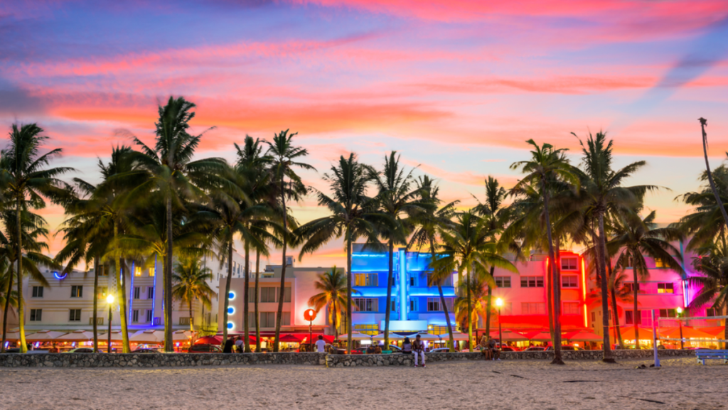 Miami: Sightseeing, Beach, and Culture